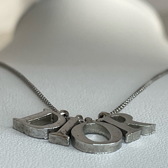 Christian Dior cannage pendant necklace - Picture 5 of 9